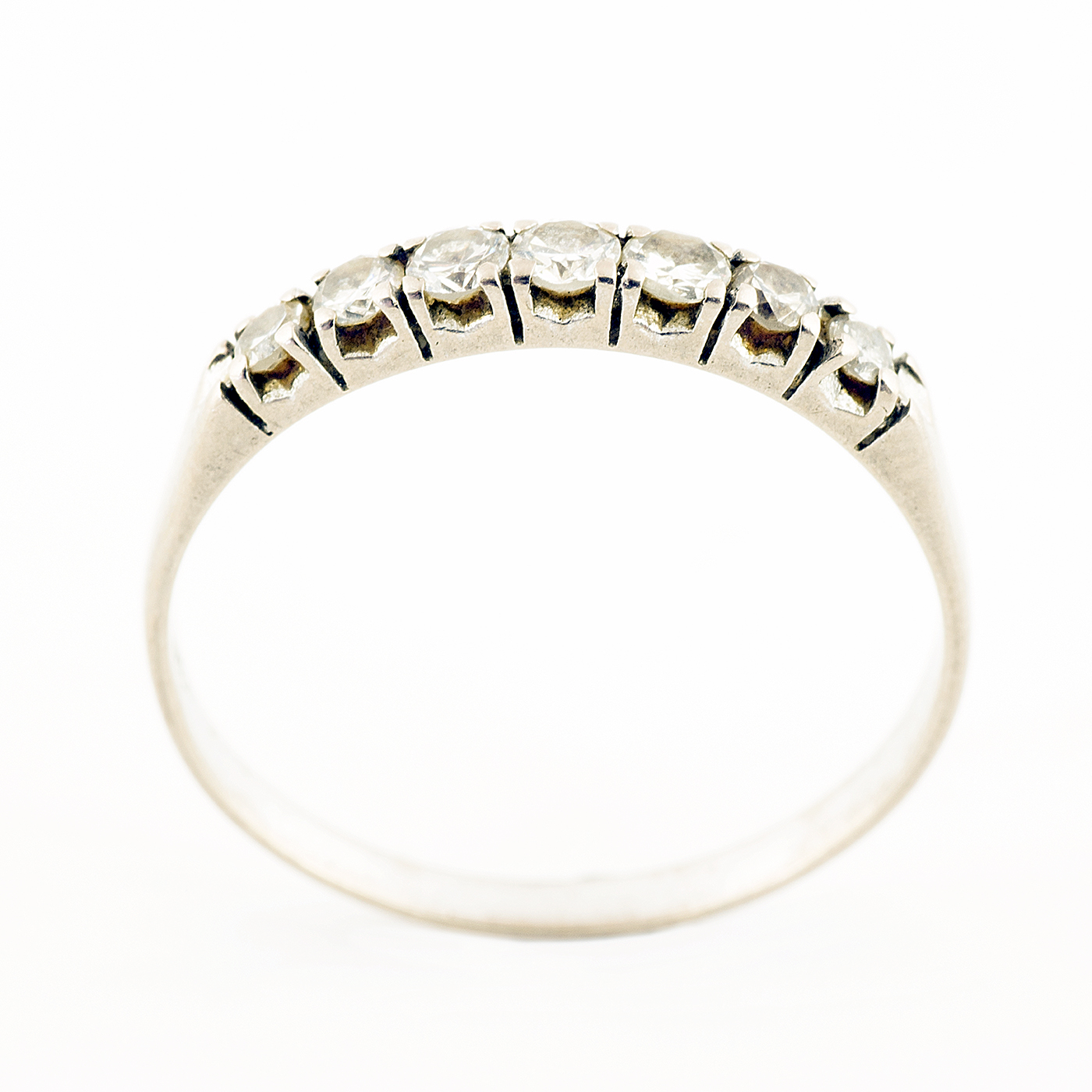 Heptillo en Oro Blanco de 18k, con Diamantes talla Brillante de 0,30 ct. total. (H-I/SI1-SI2). 1,50 gr. Heptillo en Oro Blanco de 18k, con Diamantes talla Brillante de 0,30 ct. total. (H-I/SI1-SI2). 1,50 gr.
