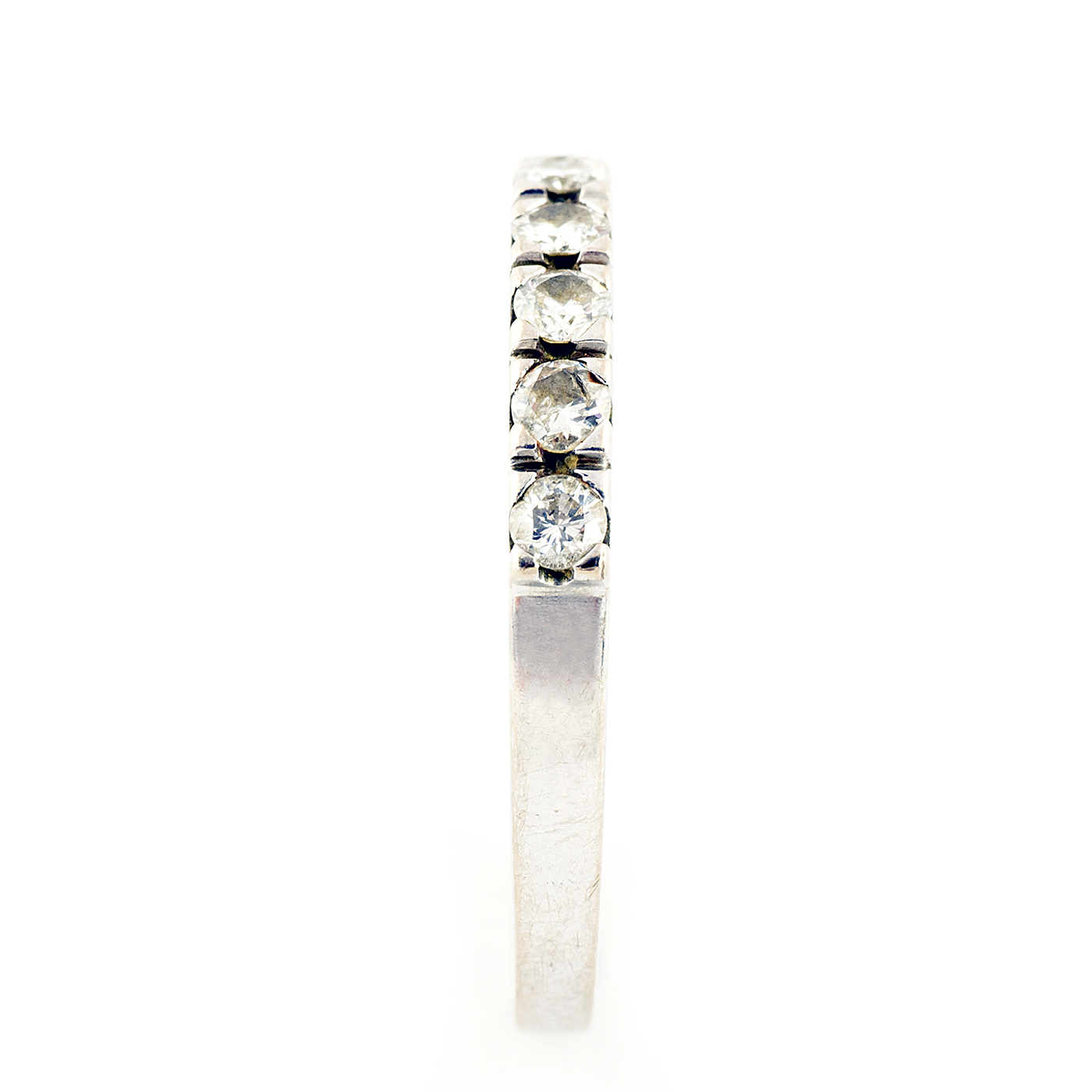 Heptillo en Platino, con Diamantes talla Brillante de 0,35 ct. total. (H-I/VS1-VS2). 2,20 gr. Heptillo en Platino, con Diamantes talla Brillante de 0,35 ct. total. (H-I/VS1-VS2). 2,20 gr.