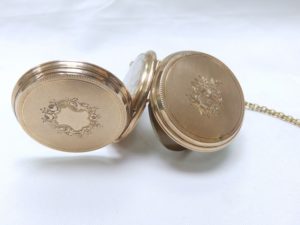 M. Barry (Geneve). Reloj de bolsillo-colgar, saboneta. Oro 14k. Ca. 1880.