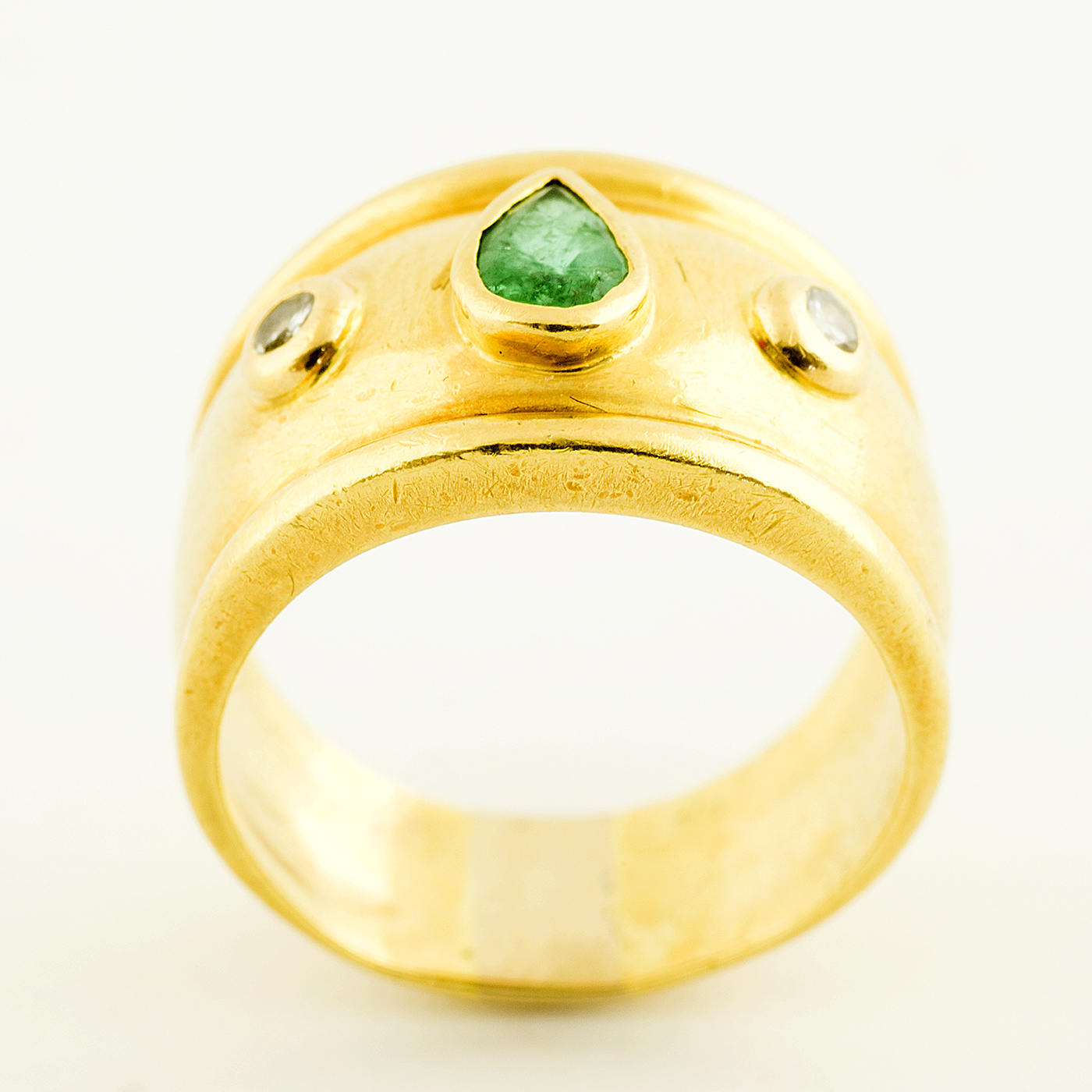 Pendientes De Oro Amarillo 18k Con 2 Esmeraldas Naturales - Talla Lágrima 7x5 Mm, Cierre De Pala