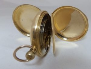 T.R. Russell (Liverpol). Reloj de bolsillo saboneta. Circa, 1890. Oro 18k.