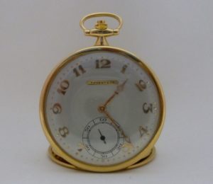 Tiffany (New York) -- Fabricado por Touchon & Company (Suiza) -- Circa. 1910. Oro 18k. Peso: 52 gr.