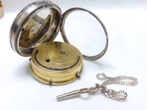 WILL M. COCHRAM. Reloj de Bolsillo para caballero, Verge Fusee. Londres, 1830.