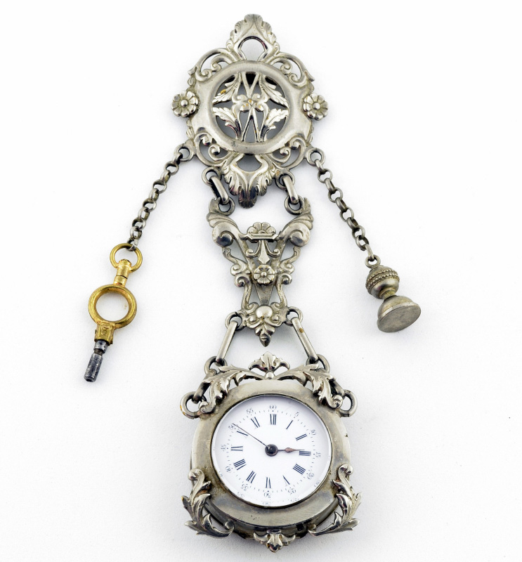Reloj Suizo de Colgar, lepine, con Chatelaine. Ca. 1900. Reloj Suizo de Colgar, lepine, con Chatelaine. Ca. 1900.