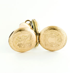 SYSTEME GLASHÜTTE (Alemania). Reloj de bolsillo para caballero, saboneta y remontoir. Ca. 1880. Oro 14k.