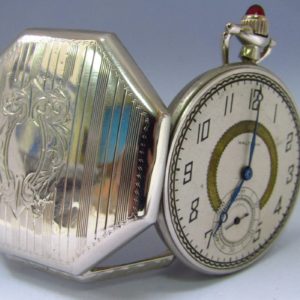 Waltham, USA. Reloj de Bolsillo, lepine y remontoir. caja octogonal. Ca. 1920.Oro blanco 14k.