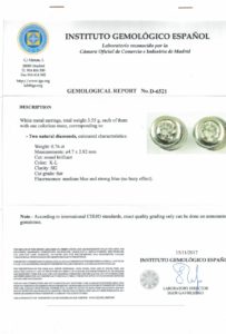 Juego de Pendientes en Oro, con Diamantes Naturales talla Brillante de 0,76 ct. (K-L/SI2). Certificado IGE