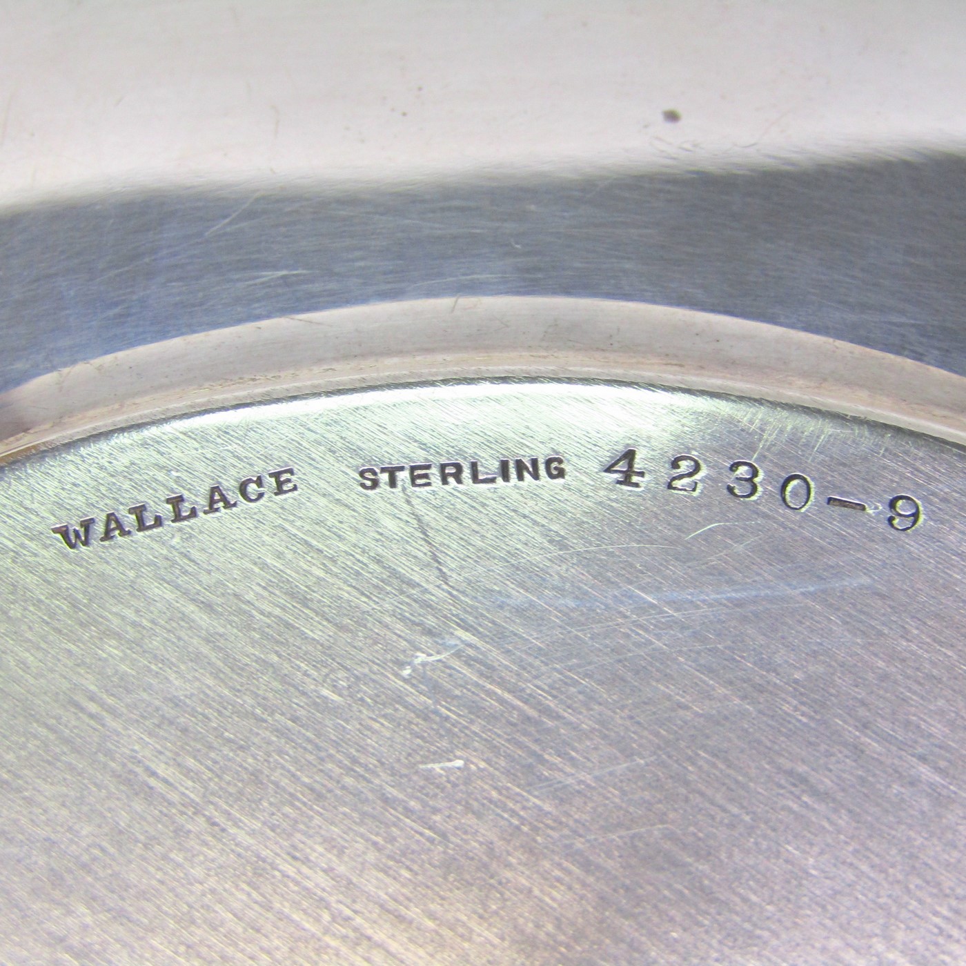 WALLACE & SONS. Centro de mesa en Plata de Ley. USA, Siglo XX. WALLACE & SONS. Centro de mesa en Plata de Ley. USA, Siglo XX.