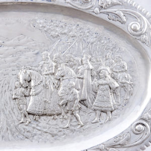 Bandeja Decorativa de Gran Tamaño, en Plata. España. Siglo XX