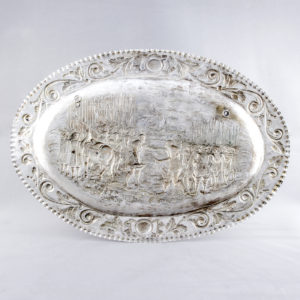 Bandeja Decorativa de Gran Tamaño, en Plata. España. Siglo XX