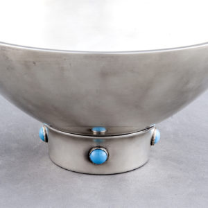 Centro de Mesa, Cuenco o Bowl en plata punzonada. España, siglo XX