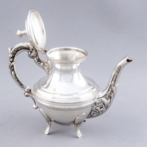 CORTABARRÍA Y CÍA. Juego de Café y Té en plata de Ley. España, siglo XX.