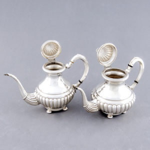 D. García. Juego de Café y té en plata de Ley. España, siglo XX. 2658 gr.
