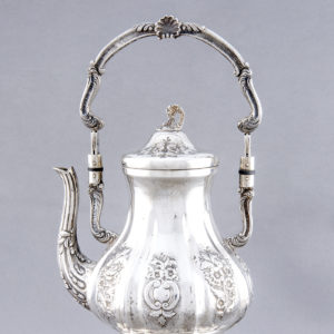 FLORENTINA. Samovar con mechero en Plata. Bogotá, s.XX.