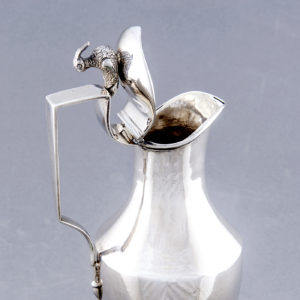 Jarra Decorada en Plata de Ley. España, siglo XIX.