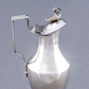 Jarra Decorada en Plata de Ley. España, siglo XIX.
