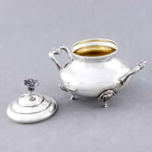 Juego de Café y Té en plata de Ley. UCCI. España, siglo XX