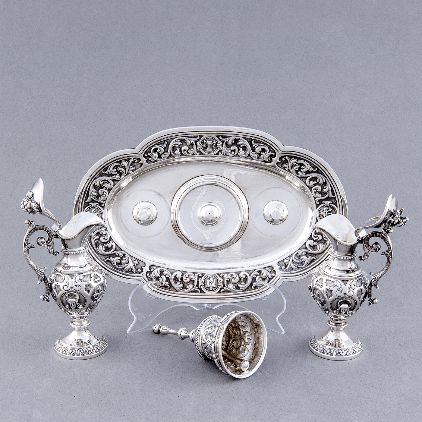 Mariano Cejalvo. Juego de Oratorio en Plata. España, 1894-1895. Mariano Cejalvo. Juego de Oratorio en Plata. España, 1894-1895.