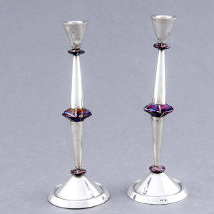 Pareja de Candeleros en Plata de Ley y Esmalte. España, siglo XX.