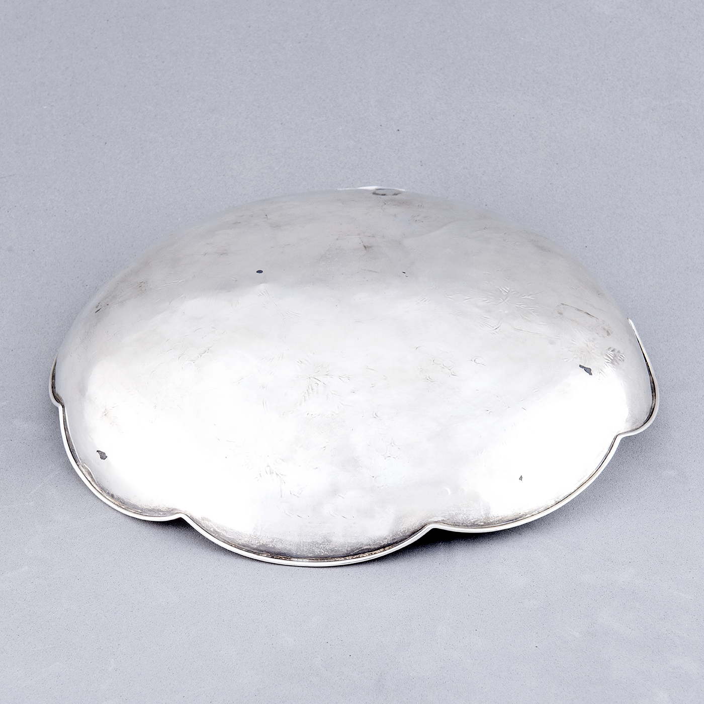 PASGORCY. Centro de mesa o Plato Circular en Plata de Ley. España, 20th. 321 gr. PASGORCY. Centro de mesa o Plato Circular en Plata de Ley. España, 20th. 321 gr.