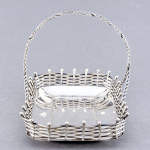 Pasgorcy. Cesto artesanal en Plata de Ley, España, siglo XIX.