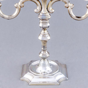 Pedro Durán. Pareja de candelabros de tres luces. España, 20th.