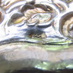 Bandeja Decorativa Oval en plata. España, siglo XIX.