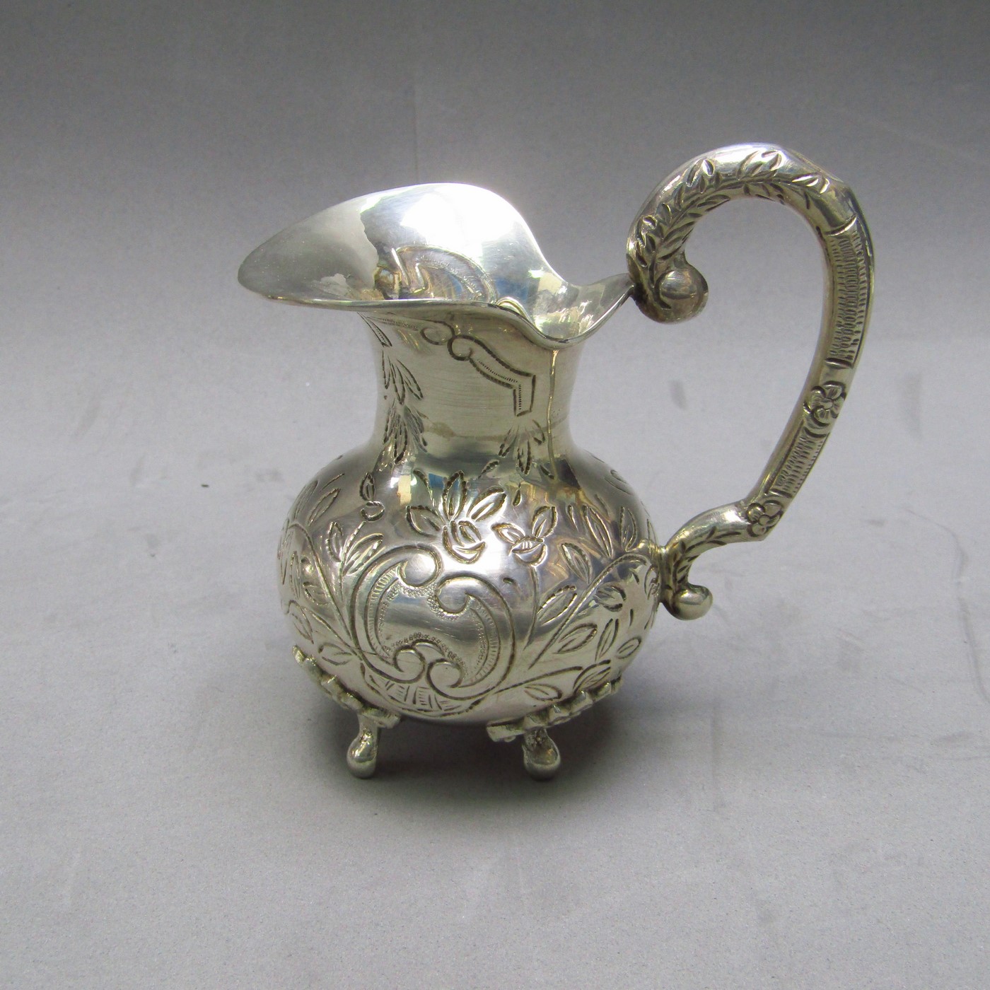 JOSE A. AGRUÑA. Juego de Café y Té en plata de Ley. España, siglo XX. JOSE A. AGRUÑA. Juego de Café y Té en plata de Ley. España, siglo XX.