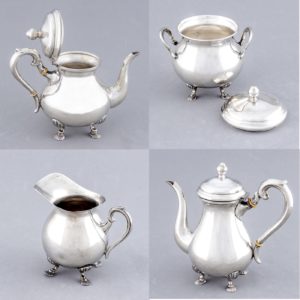 Juego de Café y Té en Plata peruana. Siglo XX.