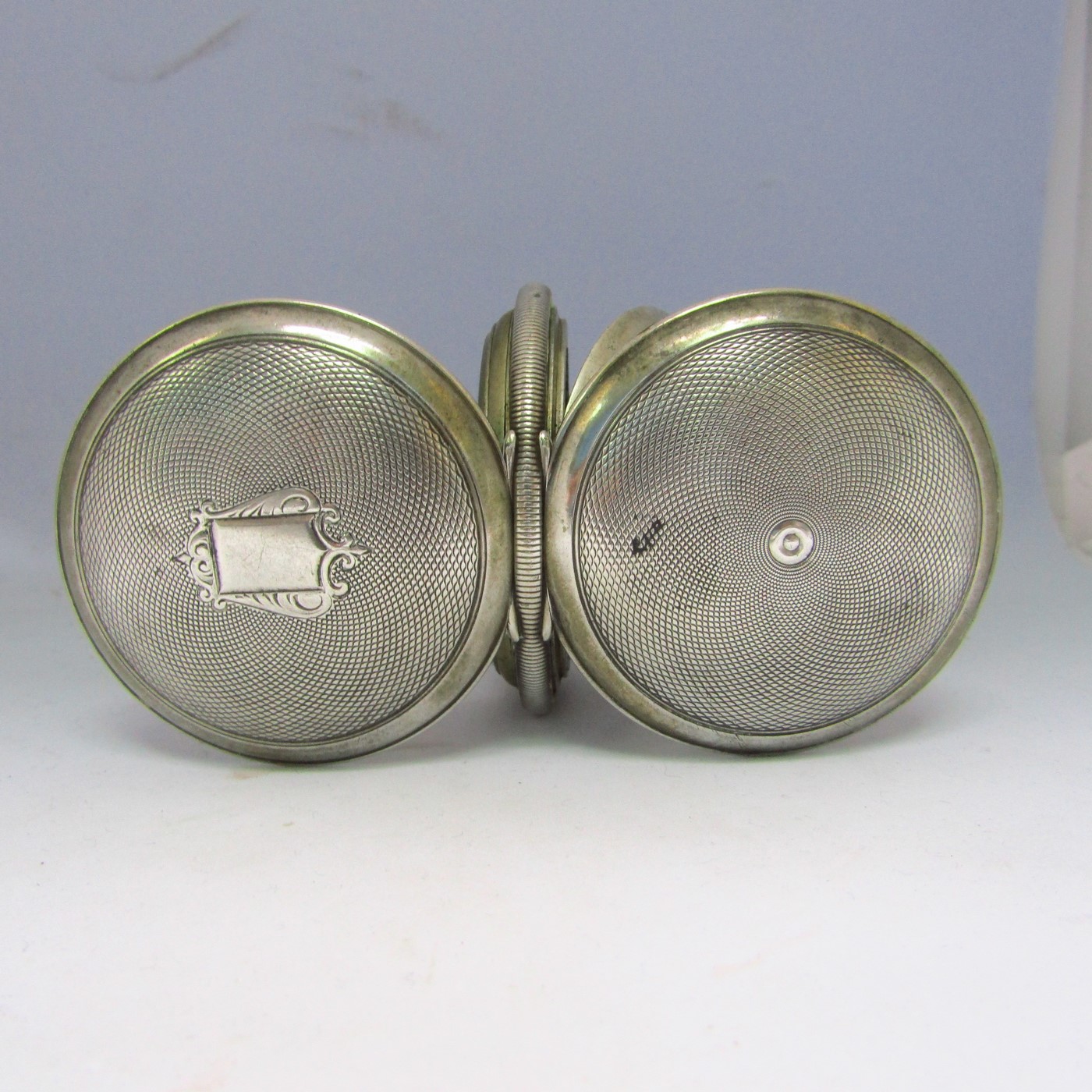 BILLODES. Reloj suizo de Bolsillo, saboneta. Plata de Ley. Siglo XIX. BILLODES. Reloj suizo de Bolsillo, saboneta. Plata de Ley. Siglo XIX.