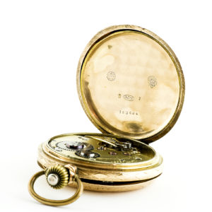 SYSTEME GLASHÜTTE (Alemania). Reloj de bolsillo para caballero, saboneta y remontoir. Ca. 1880. Oro 14k.