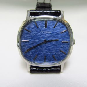 JUVENIA. Reloj de pulsera para caballero. Acero. Ca. 1960