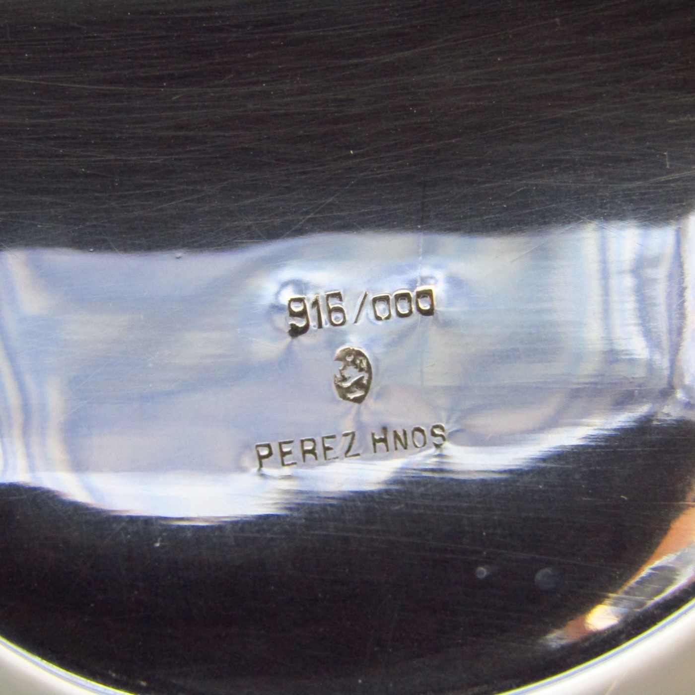 PÉREZ HERMANOS. Centro de Mesa en Plata de Ley. España, siglo XX. PÉREZ HERMANOS. Centro de Mesa en Plata de Ley. España, siglo XX.