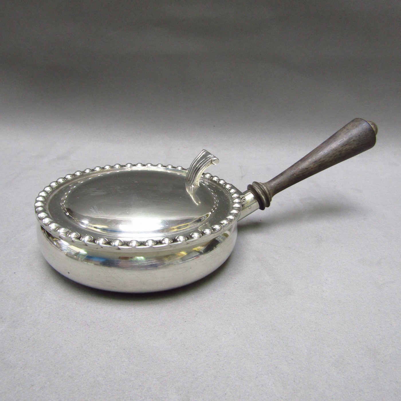 JLR. Chofeta realizada en Plata de Ley. Sudamérica, siglo XX. JLR. Chofeta realizada en Plata de Ley. Sudamérica, siglo XX.