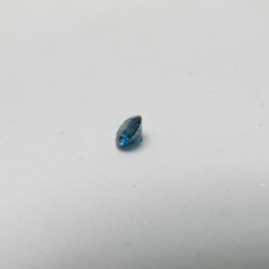 Diamante Natural de 0,46 ct. Talla: Brillante. Color: Blue. Pureza: P3. Mejorado. Certificado IGR.