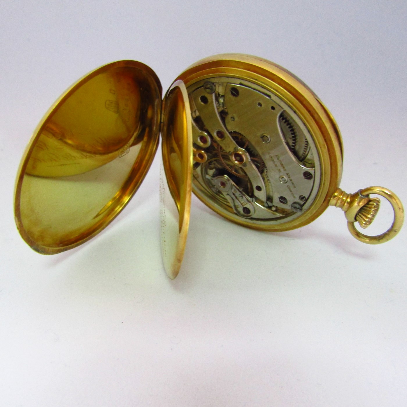 ULYSSE NARDIN. Reloj de Bolsillo para caballero, lepine y remontoir. Oro 18k. Suiza, ca. 1910. ULYSSE NARDIN. Reloj de Bolsillo para caballero, lepine y remontoir. Oro 18k. Suiza, ca. 1910.