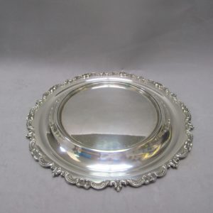 Farco. Magnífica Sopera con bandeja circular en Plata de Ley. España, siglo XX
