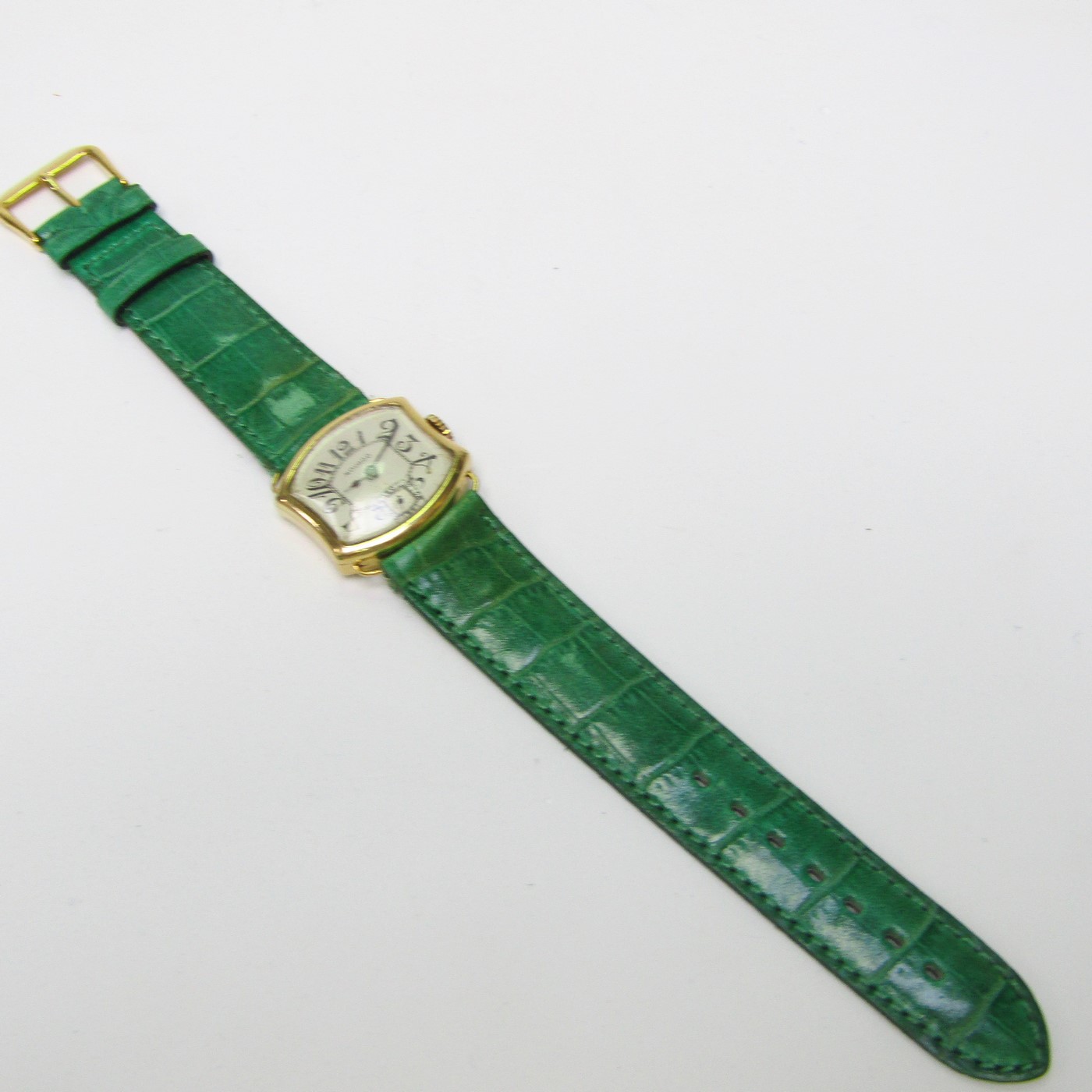 MOVADO. Reloj de pulsera unisex. Oro 18k. Ca. 1950. MOVADO. Reloj de pulsera unisex. Oro 18k. Ca. 1950.
