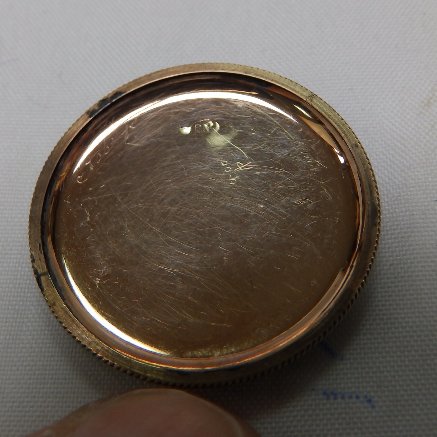Reloj Suizo de Bolsillo-Colgar para señora, lepine y remontoir. Oro Bicolor. Ca. 1880 Reloj Suizo de Bolsillo-Colgar para señora, lepine y remontoir. Oro Bicolor. Ca. 1880