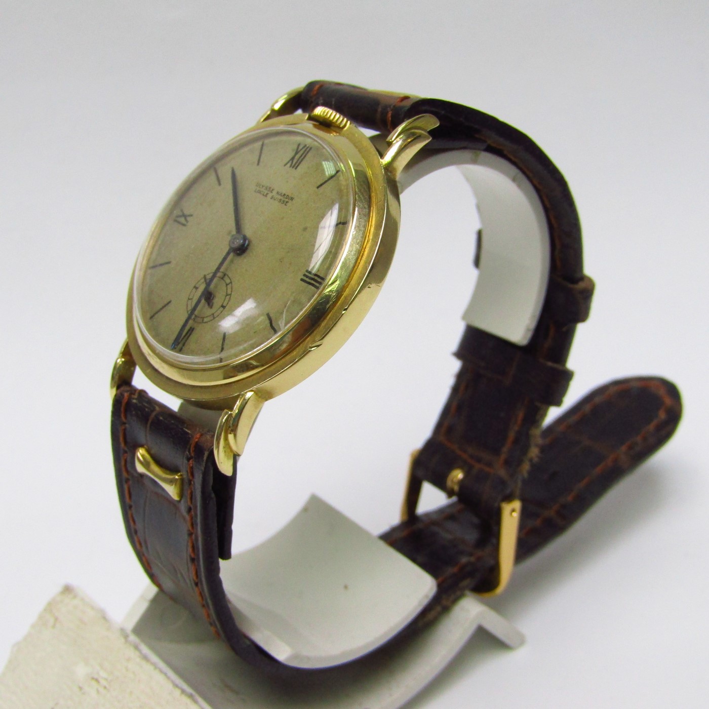 ULYSSE NARDIN. Reloj de pulsera para hombre. Oro 18k. Suiza, 1945. ULYSSE NARDIN. Reloj de pulsera para hombre. Oro 18k. Suiza, 1945.