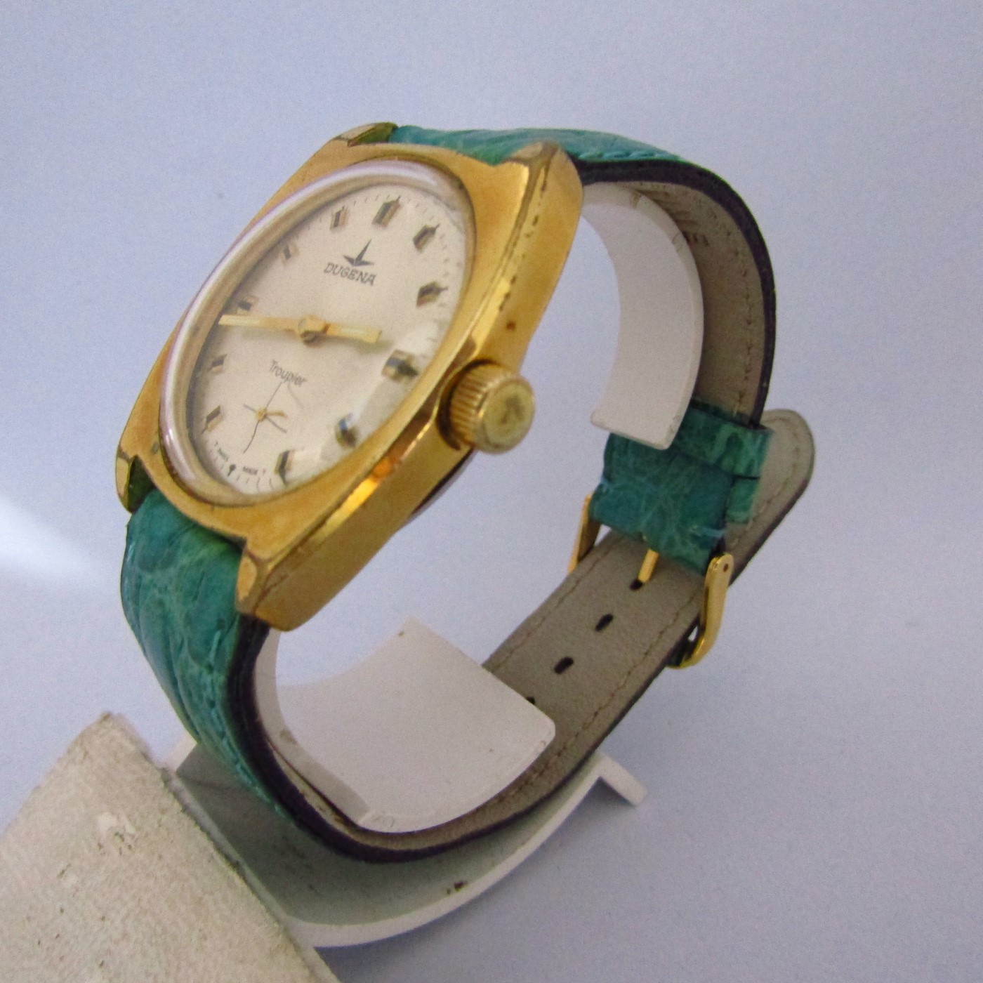 DUGENA TROUPIER. Reloj de pulsera para caballero. Suiza, ca. 1970