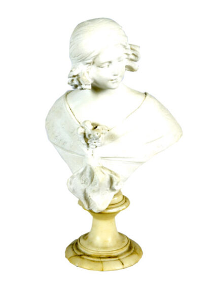 Escultura de Busto de dama en mármol. Siglo XIX.