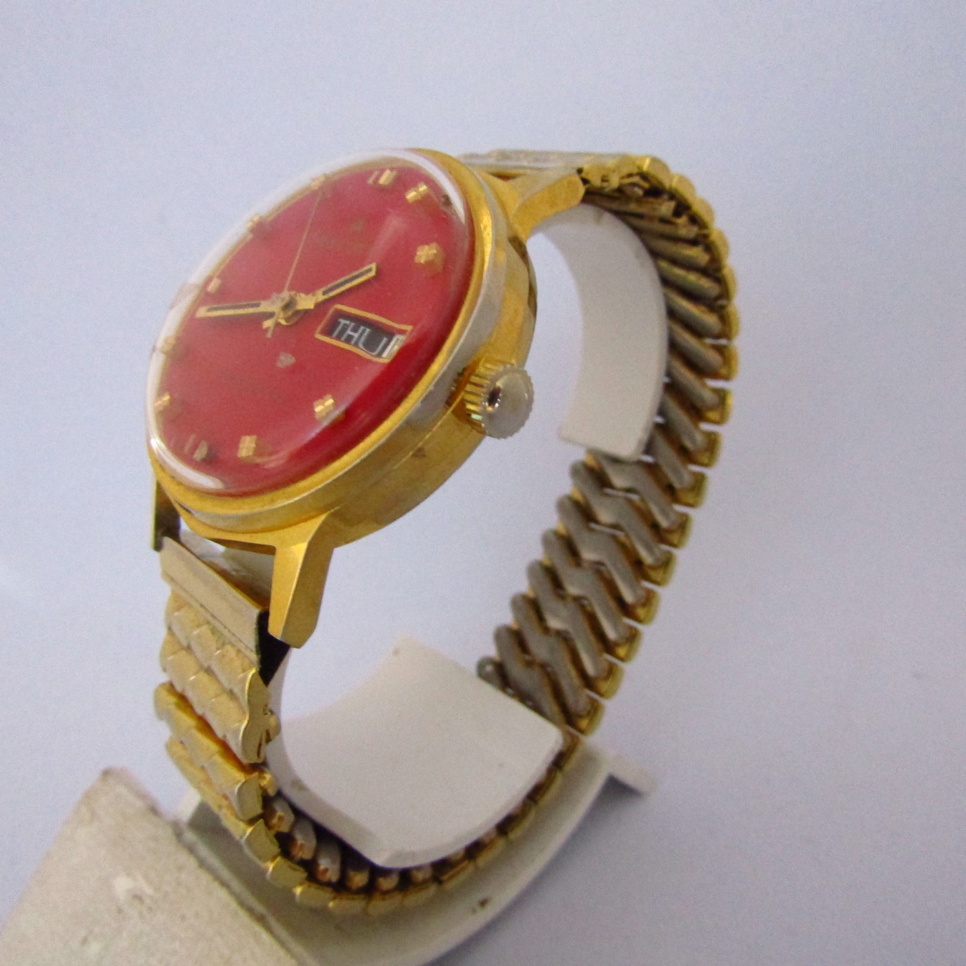 MERCURY LIFETIME MAINSPRING. Reloj de pulsera para caballero, Suiza, ca. 1980.