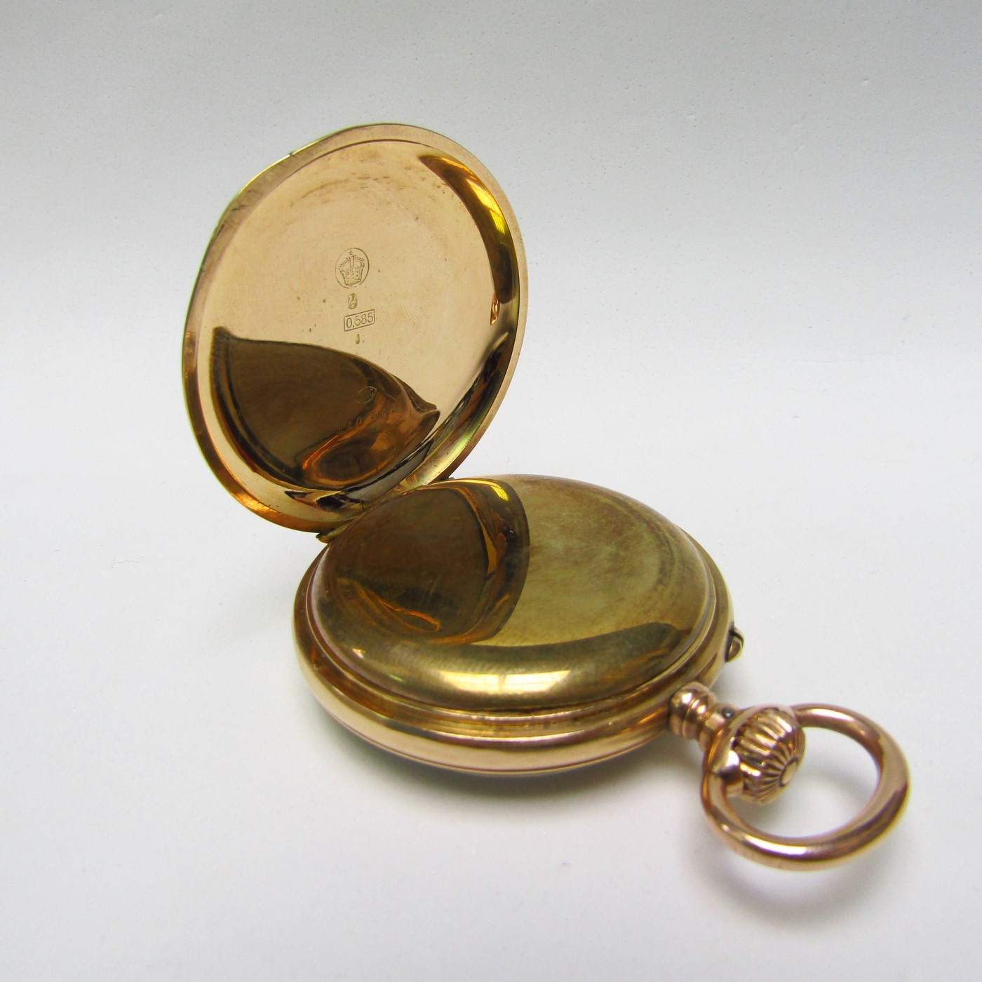 IWC. Reloj de Bolsillo, lepine y remontoir. Oro 14k. Suiza, 1892. IWC. Reloj de Bolsillo, lepine y remontoir. Oro 14k. Suiza, 1892.
