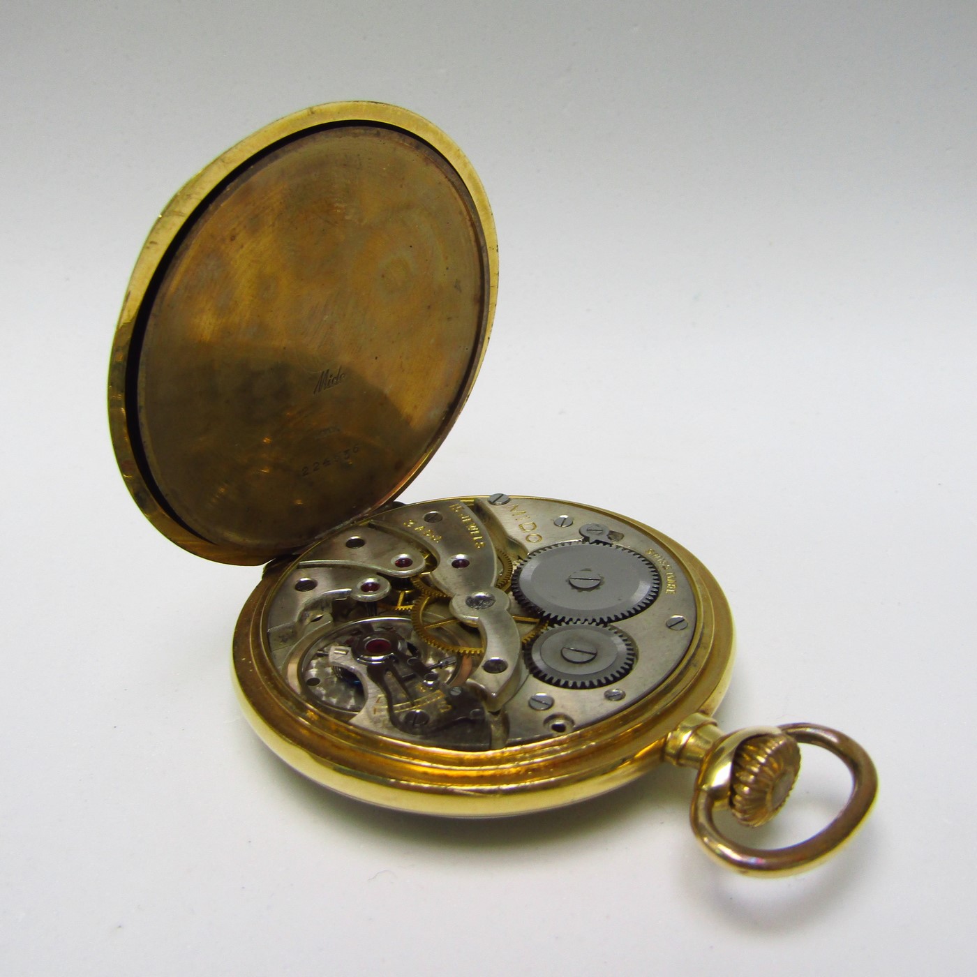 MIDO. Reloj de bolsillo para caballero, lepine y remontoir. Oro 18k. Suiza, ca. 1920 MIDO. Reloj de bolsillo para caballero, lepine y remontoir. Oro 18k. Suiza, ca. 1920