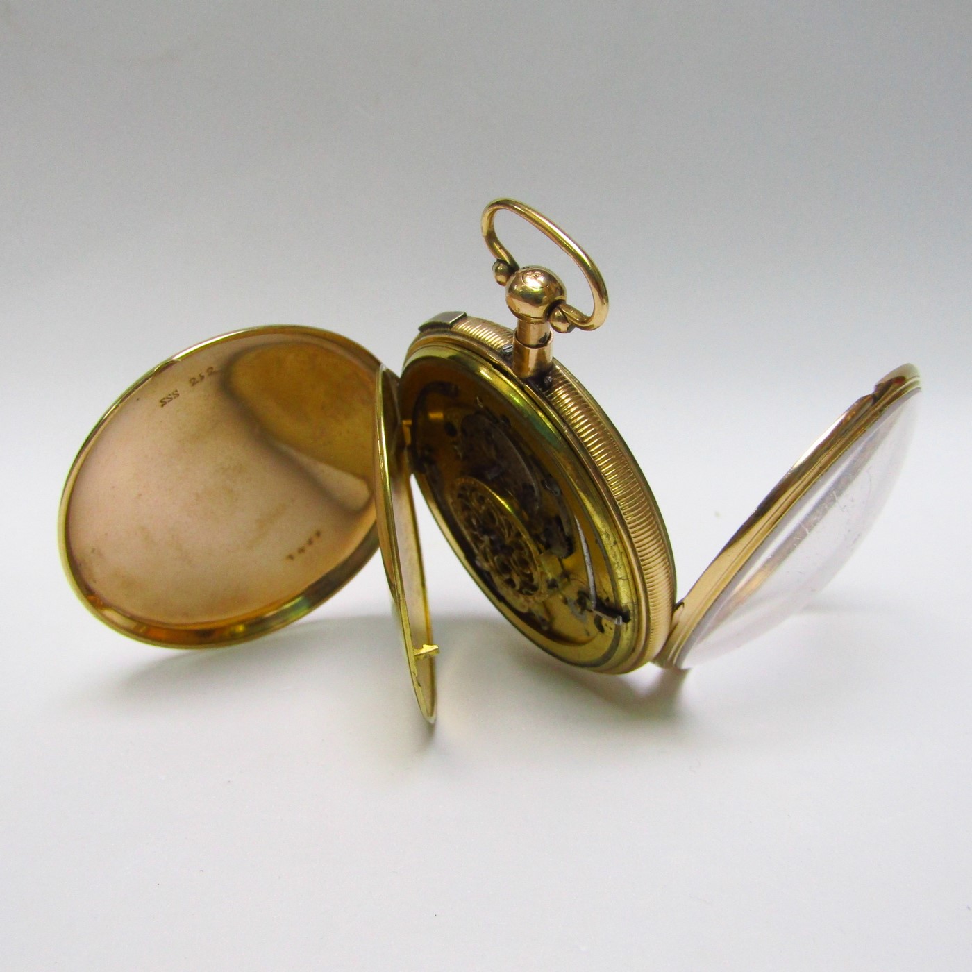 Reloj francés de Bolsillo para caballero, lepine, repetición horas y cuartos. Oro 18k. Ca. 1800. Reloj francés de Bolsillo para caballero, lepine, repetición horas y cuartos. Oro 18k. Ca. 1800.