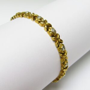 Pulsera de Oro de 18k con 14 Diamantes talla Brillante de 0,55 ct. (G-H/VS1-2). 21,20 gr.