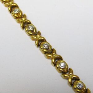 Pulsera de Oro de 18k con 14 Diamantes talla Brillante de 0,55 ct. (G-H/VS1-2). 21,20 gr.