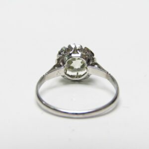 Solitario en Oro Blanco con Diamante Natural Talla Antigua Europea de 1,64 ct. (N-VS2). Certificado IGE.