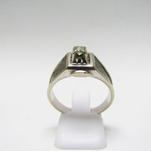 Solitario en Oro Blanco con Diamante Natural, talla Brillante de 0,20 ct. (G-VS1).